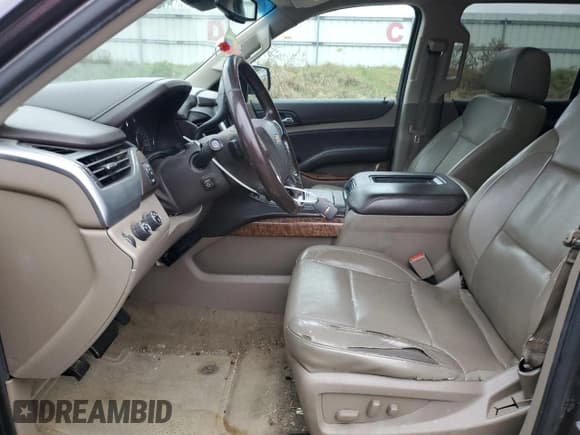 ✅ 2015 Chevrolet Suburban LTZ • VIN: 1GNSKKKC5FR124220 • Lot: 79008244. Wystawiony na Copart z przebiegiem 245 115 mil. Bezpłatny archiwum sprzedaży aukcyjnych z USA i szczegółowy raport historii pojazdu na DreamBid. Zdjęcie 7.