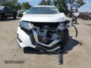 ✅ 2020 Nissan Rogue SV • VIN: KNMAT2MV5LP542476 • Lot: 71471895. Wystawiony na Copart z przebiegiem 117 582 mil. Bezpłatny archiwum sprzedaży aukcyjnych z USA i szczegółowy raport historii pojazdu na DreamBid. Zdjęcie 5.