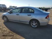 ✅ 2008 Honda Civic DX-G • VIN: 2HGFA16488H119561 • Лот: 69790995. Опубликован ранее на Copart с пробегом 131 545 миль. Бесплатный доступ к архиву аукционных продаж из США и подробный отчёт об истории автомобиля на DreamBid. Изображение 2.