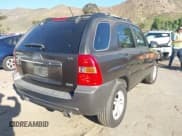 ✅ 2008 Kia Sportage LX • VIN: KNDJF723687491258 • Лот: 43857058. Опубликован ранее на IAAI с пробегом 176 341 миль. Бесплатный доступ к архиву аукционных продаж из США и подробный отчёт об истории автомобиля на DreamBid. Изображение 4.