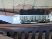 ✅ 2004 Chevrolet Suburban LS • VIN: 1GNEC16T84J149865 • Лот: 53901895. Опубликован ранее на Copart с пробегом 264 465 миль. Бесплатный доступ к архиву аукционных продаж из США и подробный отчёт об истории автомобиля на DreamBid. Изображение 13.