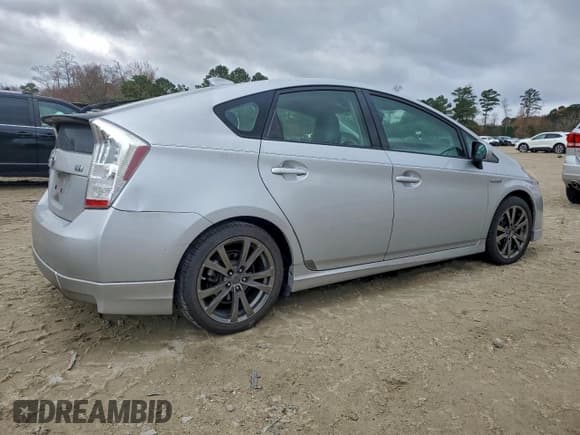 ✅ 2011 Toyota Prius I • VIN: JTDKN3DU2B0311912 • Lot: 93606825. Listed on Copart with 214,427 mi. Free auction sales archive from the USA and detailed vehicle history report at DreamBid. Image 3.