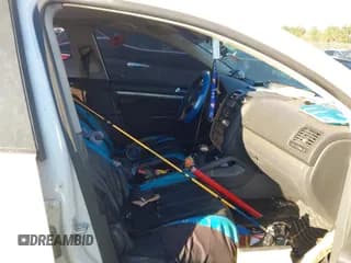 ✅ 2007 Volkswagen Rabbit • VIN: WVWDS71K27W235706 • Lot: 43657975. Wystawiony na IAAI z przebiegiem 170 415 mil. Bezpłatny archiwum sprzedaży aukcyjnych z USA i szczegółowy raport historii pojazdu na DreamBid. Zdjęcie 5.