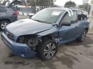 ✅ 2008 Toyota RAV4 • VIN: JTMZD33V786055929 • Lot: 43704721. Listed on IAAI with 210,943 mi. Free auction sales archive from the USA and detailed vehicle history report at DreamBid. Image 2.