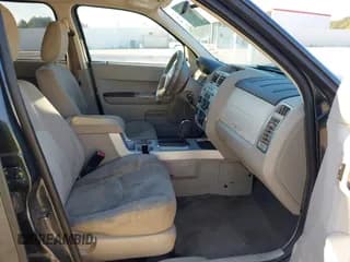 ✅ 2008 Mercury Mariner • VIN: 4M2CU81Z38KJ48022 • Лот: 43298855. Опубликован ранее на IAAI с пробегом 192 541 миль. Бесплатный доступ к архиву аукционных продаж из США и подробный отчёт об истории автомобиля на DreamBid. Изображение 5.