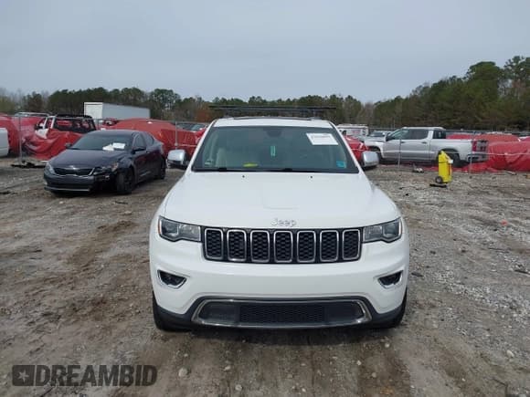 ✅ 2017 Jeep Grand Cherokee Limited • VIN: 1C4RJEBG0HC647620 • Lot: 43830095. Wystawiony na IAAI z przebiegiem 168 977 mil. Bezpłatny archiwum sprzedaży aukcyjnych z USA i szczegółowy raport historii pojazdu na DreamBid. Zdjęcie 12.