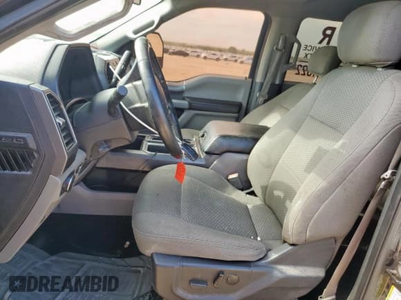 ✅ 2019 Ford F-150 XL • VIN: 1FTEW1C46KKC59219 • Lot: 67438015. Listed on Copart with 329,738 mi. Free auction sales archive from the USA and detailed vehicle history report at DreamBid. Image 7.