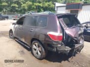 ✅ 2011 Toyota Highlander Limited • VIN: 5TDYK3EH8BS026505 • Lot: 42854911. Listed on IAAI with Not provided. Free auction sales archive from the USA and detailed vehicle history report at DreamBid. Image 3.