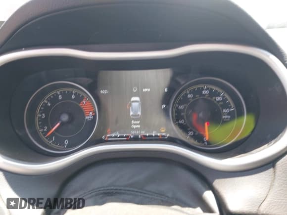 ✅ 2017 Jeep Cherokee Trailhawk L Plus • VIN: 1C4PJMBS4HD217640 • Lot: 42546332. Wystawiony na IAAI z przebiegiem 58 141 mil. Bezpłatny archiwum sprzedaży aukcyjnych z USA i szczegółowy raport historii pojazdu na DreamBid. Zdjęcie 7.