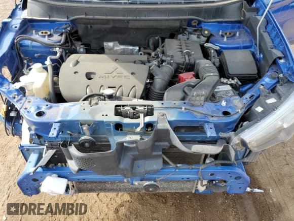 ✅ 2015 Mitsubishi Outlander SE • VIN: 4A4AR4AUXFE022126 • Lot: 69266195. Wystawiony na Copart z przebiegiem 98 938 mil. Bezpłatny archiwum sprzedaży aukcyjnych z USA i szczegółowy raport historii pojazdu na DreamBid. Zdjęcie 12.