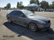 ✅ 2010 BMW 5 Series 550i • VIN: WBANW5C58ACT56136 • Lot: 82199915. Wystawiony na Copart z przebiegiem 116 580 mil. Bezpłatny archiwum sprzedaży aukcyjnych z USA i szczegółowy raport historii pojazdu na DreamBid. Zdjęcie 4.