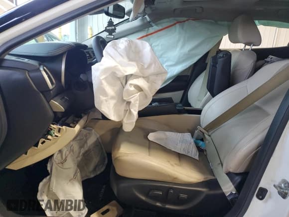 ✅ 2020 Nissan Maxima SL • VIN: 1N4AA6DV1LC386298 • Lot: 55671145. Listed on Copart with 24,602 mi. Free auction sales archive from the USA and detailed vehicle history report at DreamBid. Image 7.