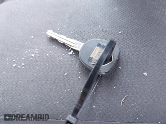 ✅ 2003 Chevrolet S-10 LS • VIN: 1GCCS19X338186863 • Лот: 41346292. Опубликован ранее на IAAI с пробегом 209 680 миль. Бесплатный доступ к архиву аукционных продаж из США и подробный отчёт об истории автомобиля на DreamBid. Изображение 11.