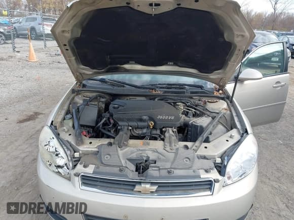 ✅ 2011 Chevrolet Impala LT Fleet • VIN: 2G1WG5EK3B1272345 • Lot: 43732655. Listed on IAAI with 104,448 mi. Free auction sales archive from the USA and detailed vehicle history report at DreamBid. Image 10.