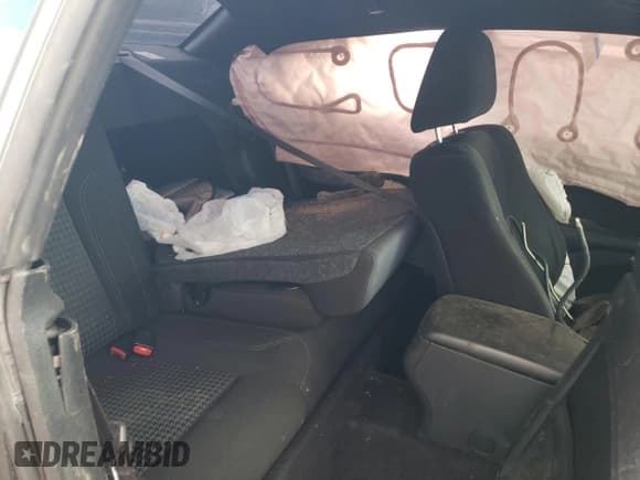 ✅ 2015 Dodge Challenger SXT • VIN: 2C3CDZAG1FH821151 • Lot: 69215294. Wystawiony na Copart z przebiegiem Nie podano. Bezpłatny archiwum sprzedaży aukcyjnych z USA i szczegółowy raport historii pojazdu na DreamBid. Zdjęcie 10.