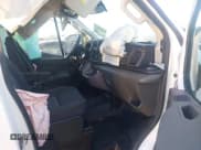 ✅ 2023 Ford Transit • VIN: 1FDAX2CG9NKA69667 • Lot: 43570081. Wystawiony na IAAI z przebiegiem 73 764 mil. Bezpłatny archiwum sprzedaży aukcyjnych z USA i szczegółowy raport historii pojazdu na DreamBid. Zdjęcie 5.