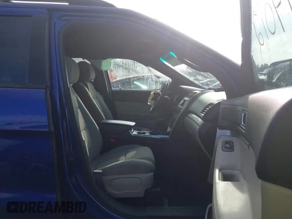 ✅ 2014 Ford Explorer • VIN: 1FM5K7B80EGC00253 • Лот: 43714012. Опубликован ранее на IAAI с пробегом Не указан. Бесплатный доступ к архиву аукционных продаж из США и подробный отчёт об истории автомобиля на DreamBid. Изображение 5.