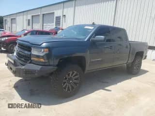 2017 Chevrolet Silverado 1500 LT с VIN 3GCUKREC4HG216685, выставлен на аукционе Copart как лот 62484175 с пробегом 163 174 миль миль и Списание • Salvage title. История ставок и продаж доступна на DreamBid. Изображение 1.