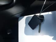 ✅ 2018 Chevrolet Silverado 1500 LT • VIN: 3GCPCREC1JG358699 • Lot: 43492968. Wystawiony na IAAI z przebiegiem 120 924 mil. Bezpłatny archiwum sprzedaży aukcyjnych z USA i szczegółowy raport historii pojazdu na DreamBid. Zdjęcie 11.