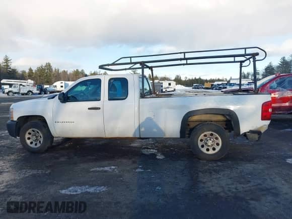 2008 Chevrolet Silverado 1500 Work Truck with VIN 1GCEC19J88E150189, listed as a IAAI auction lot 41481716 with 175,413 mi miles and . Bid and sale history available at DreamBid. Image 14.