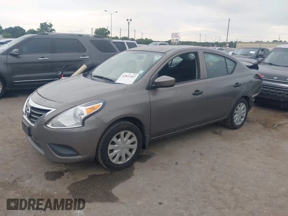 ✅ 2016 Nissan Versa SV • VIN: 3N1CN7AP8GL887611 • Lot: 42837207. Wystawiony na IAAI z przebiegiem 94 550 mil. Bezpłatny archiwum sprzedaży aukcyjnych z USA i szczegółowy raport historii pojazdu na DreamBid. Zdjęcie 2.