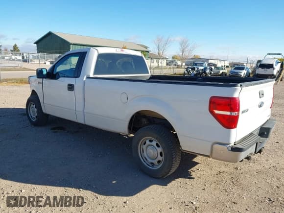 ✅ 2014 Ford F-150 XL • VIN: 1FTNF1CF1EKD20496 • Lot: 43572692. Listed on IAAI with 231,535 mi. Free auction sales archive from the USA and detailed vehicle history report at DreamBid. Image 3.