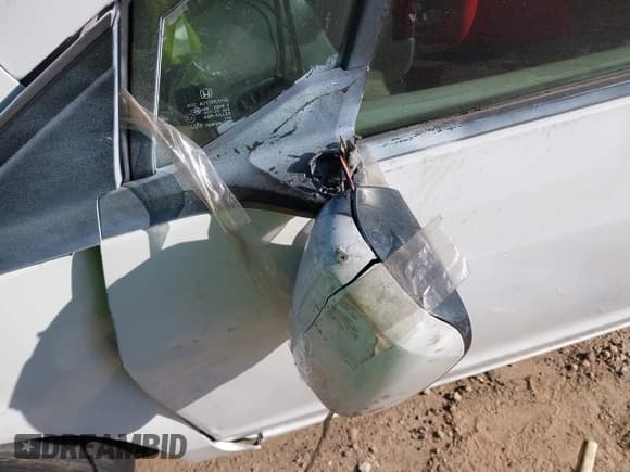 ✅ 2010 Honda Insight EX • VIN: JHMZE2H72AS027985 • Лот: 43626365. Опубликован ранее на IAAI с пробегом 307 003 миль. Бесплатный доступ к архиву аукционных продаж из США и подробный отчёт об истории автомобиля на DreamBid. Изображение 12.