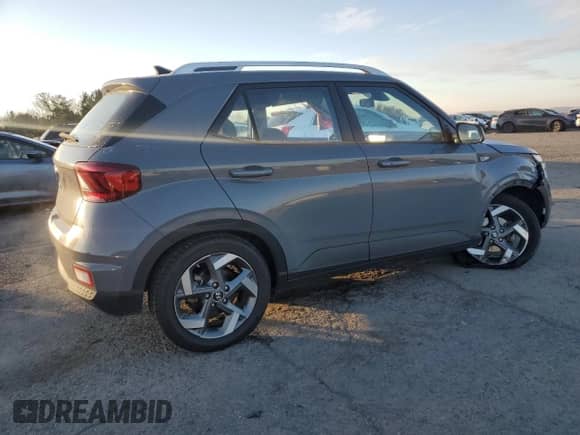 ✅ 2020 Hyundai Venue SEL • VIN: KMHRC8A3XLU034509 • Лот: 83089554. Размещён на Copart с пробегом 58 845 миль миль. Получите бесплатный доступ к архиву аукционных продаж из США и посмотрите подробный отчёт об истории автомобиля на DreamBid. Изображение 3.