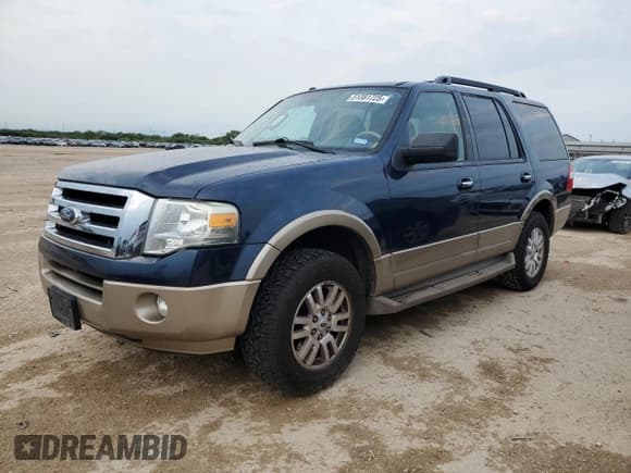 ✅ 2013 Ford Expedition XLT • VIN: 1FMJU1H55DEF33562 • Lot: 51381725. Listed on Copart with 151,074 mi. Free auction sales archive from the USA and detailed vehicle history report at DreamBid. Image 1.