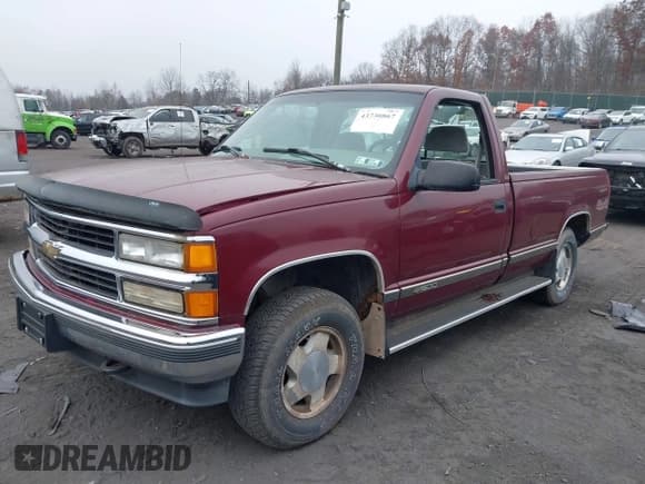✅ 1996 Chevrolet Silverado 1500 • VIN: 1GCEK14R1TZ121408 • Lot: 43730867. Listed on IAAI with 120,000 mi. Free auction sales archive from the USA and detailed vehicle history report at DreamBid. Image 2.