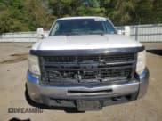 ✅ 2009 Chevrolet Silverado 2500HD Work Truck • VIN: 1GCHC49K29E144901 • Лот: 80587684. Опубликован ранее на Copart с пробегом 310 060 миль. Бесплатный доступ к архиву аукционных продаж из США и подробный отчёт об истории автомобиля на DreamBid. Изображение 5.
