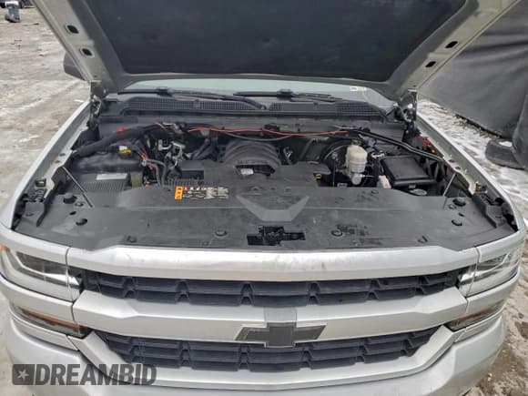 ✅ 2019 Chevrolet Silverado 1500 Custom • VIN: 2GCVKMECXK1240934 • Lot: 95724545. Listed on Copart with 79,602 mi. Free auction sales archive from the USA and detailed vehicle history report at DreamBid. Image 11.