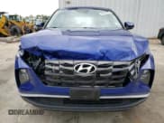 ✅ 2022 Hyundai Tucson SE • VIN: 5NMJACAE3NH020585 • Lot: 62921983. Wystawiony na Copart z przebiegiem 25 903 mil. Bezpłatny archiwum sprzedaży aukcyjnych z USA i szczegółowy raport historii pojazdu na DreamBid. Zdjęcie 5.