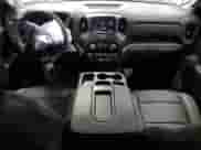 2024 Chevrolet Silverado 3500HD Work Truck с VIN 1GC4YSE78RF184240, выставлен на аукционе Copart как лот 71125204 с пробегом 20 056 миль миль и На запчасти • Non repairable. История ставок и продаж доступна на DreamBid. Изображение 8.