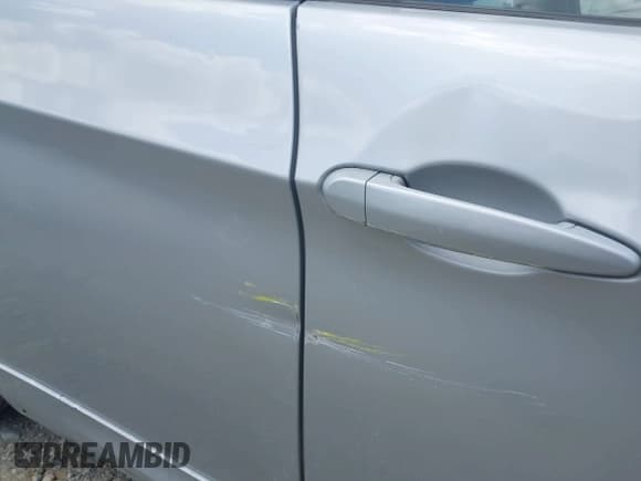 ✅ 2009 BMW 3 Series 328i • VIN: WBAPH77599NM27935 • Lot: 42638920. Listed on IAAI with 237,496 mi. Free auction sales archive from the USA and detailed vehicle history report at DreamBid. Image 13.