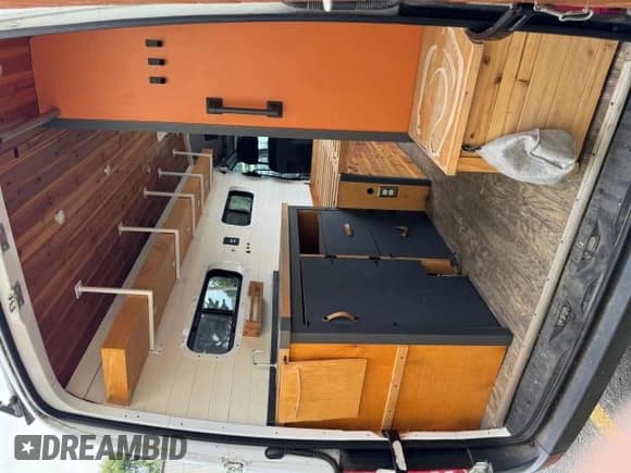 ✅ 2016 Mercedes-Benz Sprinter Cargo • VIN: WD3PE7DD6GP339069 • Lot: 74142614. Listed on Copart with 53,121 mi. Free auction sales archive from the USA and detailed vehicle history report at DreamBid. Image 6.