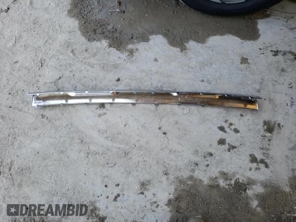 ✅ 2023 Hyundai Santa Fe SEL • VIN: 5NMS3DAJ8PH537112 • Lot: 63607743. Wystawiony na Copart z przebiegiem 8 790 mil. Bezpłatny archiwum sprzedaży aukcyjnych z USA i szczegółowy raport historii pojazdu na DreamBid. Zdjęcie 13.