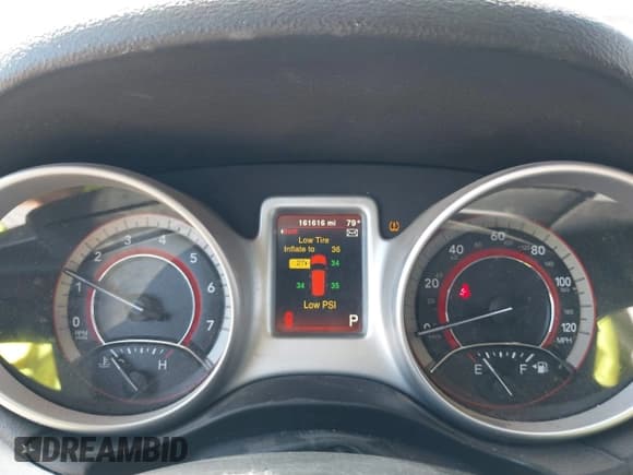 ✅ 2019 Dodge Journey SE • VIN: 3C4PDCBB1KT737717 • Lot: 43321880. Wystawiony na IAAI z przebiegiem 161 616 mil. Bezpłatny archiwum sprzedaży aukcyjnych z USA i szczegółowy raport historii pojazdu na DreamBid. Zdjęcie 7.