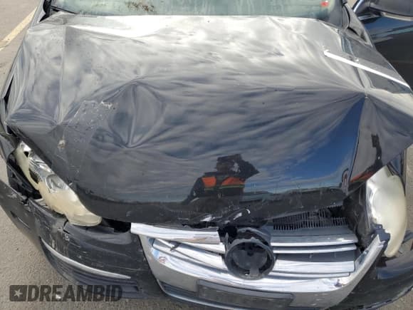 ✅ 2007 Volkswagen Jetta Wolfsburg Edition • VIN: 3VWEG71K67M067944 • Lot: 82090365. Listed on Copart with Not provided. Free auction sales archive from the USA and detailed vehicle history report at DreamBid. Image 11.