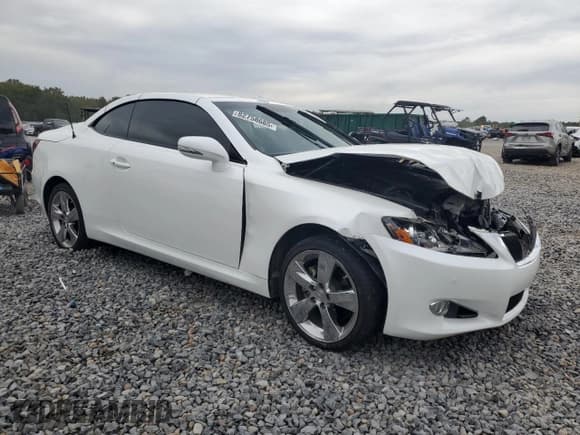✅ 2011 Lexus IS 250 C • VIN: JTHFF2C20B2518472 • Lot: 82758685. Listed on Copart with 119,740 mi. Free auction sales archive from the USA and detailed vehicle history report at DreamBid. Image 4.