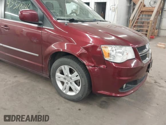 ✅ 2017 Dodge Grand Caravan Crew Plus • VIN: 2C4RDGDG4HR719796 • Lot: 43378146. Wystawiony na IAAI z przebiegiem 108 836 mil. Bezpłatny archiwum sprzedaży aukcyjnych z USA i szczegółowy raport historii pojazdu na DreamBid. Zdjęcie 6.