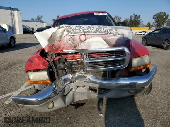 ✅ 2004 Dodge Dakota SLT • VIN: 1D7HL48N24S750470 • Lot: 46622465. Wystawiony na Copart z przebiegiem 228 183 mil. Bezpłatny archiwum sprzedaży aukcyjnych z USA i szczegółowy raport historii pojazdu na DreamBid. Zdjęcie 5.