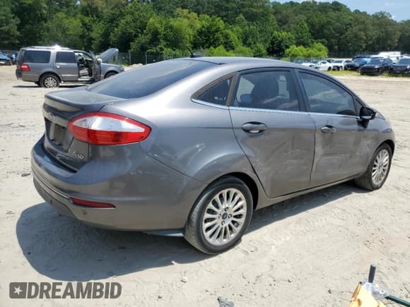 ✅ 2014 Ford Fiesta Titanium • VIN: 3FADP4CJ8EM110121 • Лот: 65508255. Опубликован ранее на Copart с пробегом 189 487 миль. Бесплатный доступ к архиву аукционных продаж из США и подробный отчёт об истории автомобиля на DreamBid. Изображение 3.