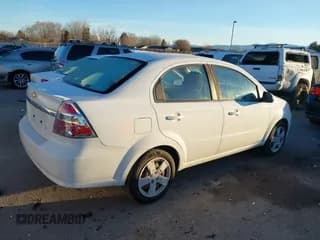 ✅ 2011 Chevrolet Aveo 2LT • VIN: KL1TG5DE9BB129686 • Lot: 41619169. Wystawiony na IAAI z przebiegiem 123 246 mil. Bezpłatny archiwum sprzedaży aukcyjnych z USA i szczegółowy raport historii pojazdu na DreamBid. Zdjęcie 4.