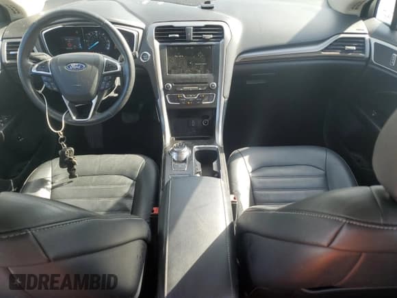 ✅ 2018 Ford Fusion SE • VIN: 3FA6P0PU1JR179736 • Лот: 84069735. Опубликован ранее на Copart с пробегом 165 167 миль. Бесплатный доступ к архиву аукционных продаж из США и подробный отчёт об истории автомобиля на DreamBid. Изображение 8.