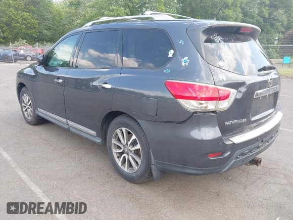 ✅ 2013 Nissan Pathfinder SV • VIN: 5N1AR2MMXDC641515 • Lot: 42570637. Listed on IAAI with 156,525 mi. Free auction sales archive from the USA and detailed vehicle history report at DreamBid. Image 3.