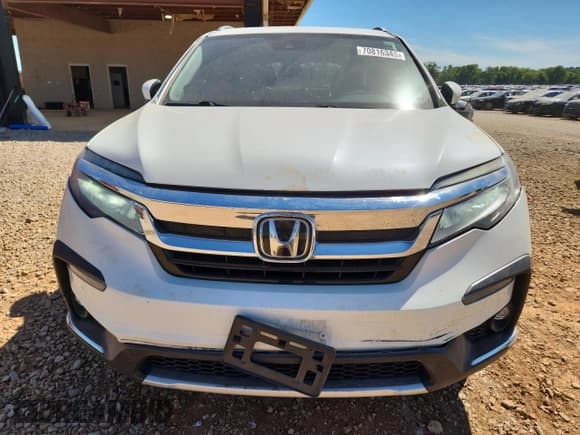 ✅ 2019 Honda Pilot Touring 8-Passenger • VIN: 5FNYF5H96KB015396 • Lot: 70816345. Listed on Copart with 108,095 mi. Free auction sales archive from the USA and detailed vehicle history report at DreamBid. Image 5.