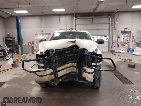 ✅ 2018 Ram 2500 Tradesman • VIN: 3C6UR5CJ0JG365615 • Лот: 42366864. Опубликован ранее на IAAI с пробегом 50 783 миль. Бесплатный доступ к архиву аукционных продаж из США и подробный отчёт об истории автомобиля на DreamBid. Изображение 6.