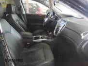 ✅ 2014 Cadillac SRX Performance Collection • VIN: 3GYFNFE36ES680644 • Lot: 42884328. Wystawiony na IAAI z przebiegiem 83 002 mil. Bezpłatny archiwum sprzedaży aukcyjnych z USA i szczegółowy raport historii pojazdu na DreamBid. Zdjęcie 5.