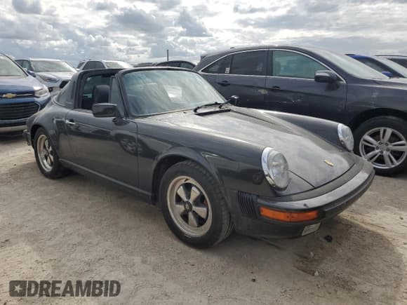 ✅ 1986 Porsche 911 • VIN: WP0EB0916GS161690 • Лот: 74349144. Опубликован ранее на Copart с пробегом 119 205 миль. Бесплатный доступ к архиву аукционных продаж из США и подробный отчёт об истории автомобиля на DreamBid. Изображение 4.